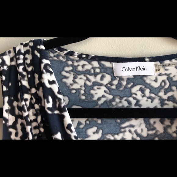 Calvin Klein Blouse black navy tan pattern - Picture 3 of 3